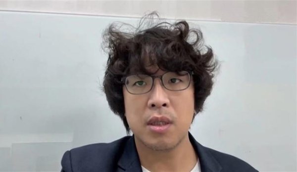投资股票配资 沈伯洋拼选战吹牛吹出新高度，冒充“专家”惨遭“黑熊学员”打脸，被爆治理能力极差